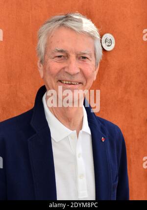 Jean-Claude Narcy Halt im Dorf `, dem VIP-Viertel der French Tennis Open 2013 in der Roland Garros Arena in Paris, Frankreich, am 05. juni 2013, Foto von Jeremy Charriau/ABACAPRESS.COM Stockfoto